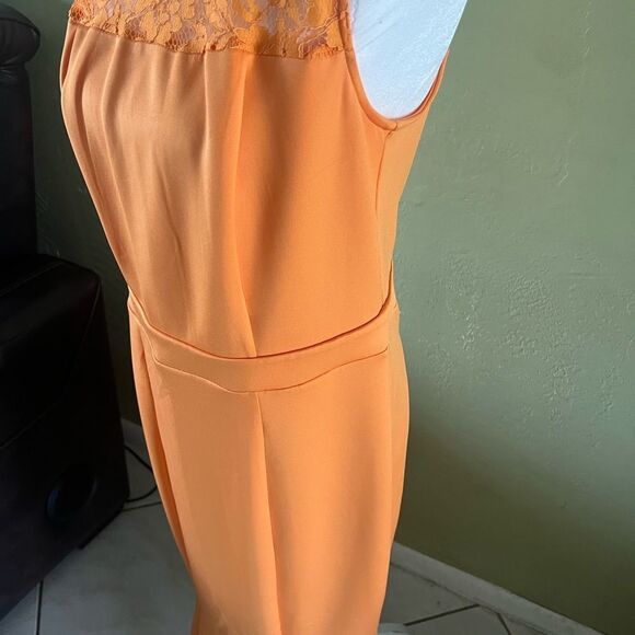 Elegant Orange Lace Dress - Picture 5 of 6